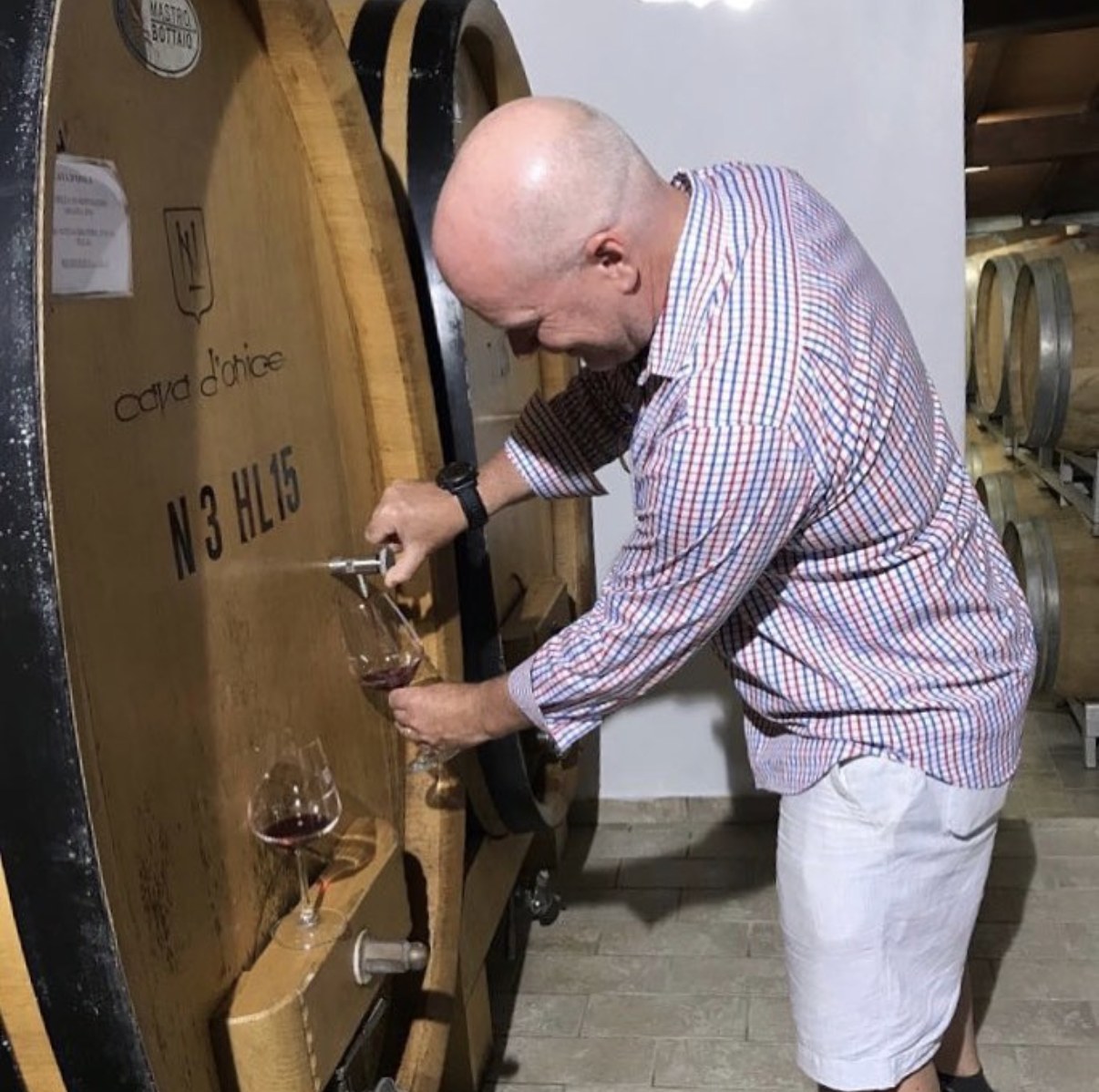 Tasting '15 Brunello from the botte, Cava d'Onice, Montalcino